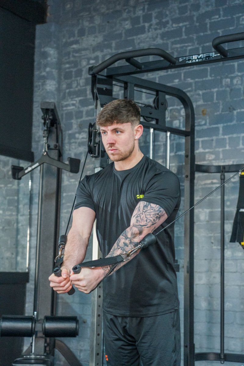 What Guys Wear To The Gym