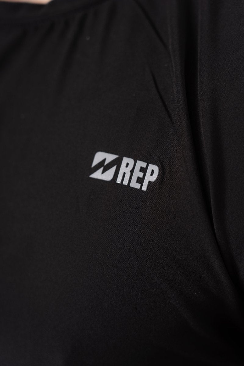 REP gym set: black top and shorts for men – mens gym tops, mens gym shorts, reps clothing, represent